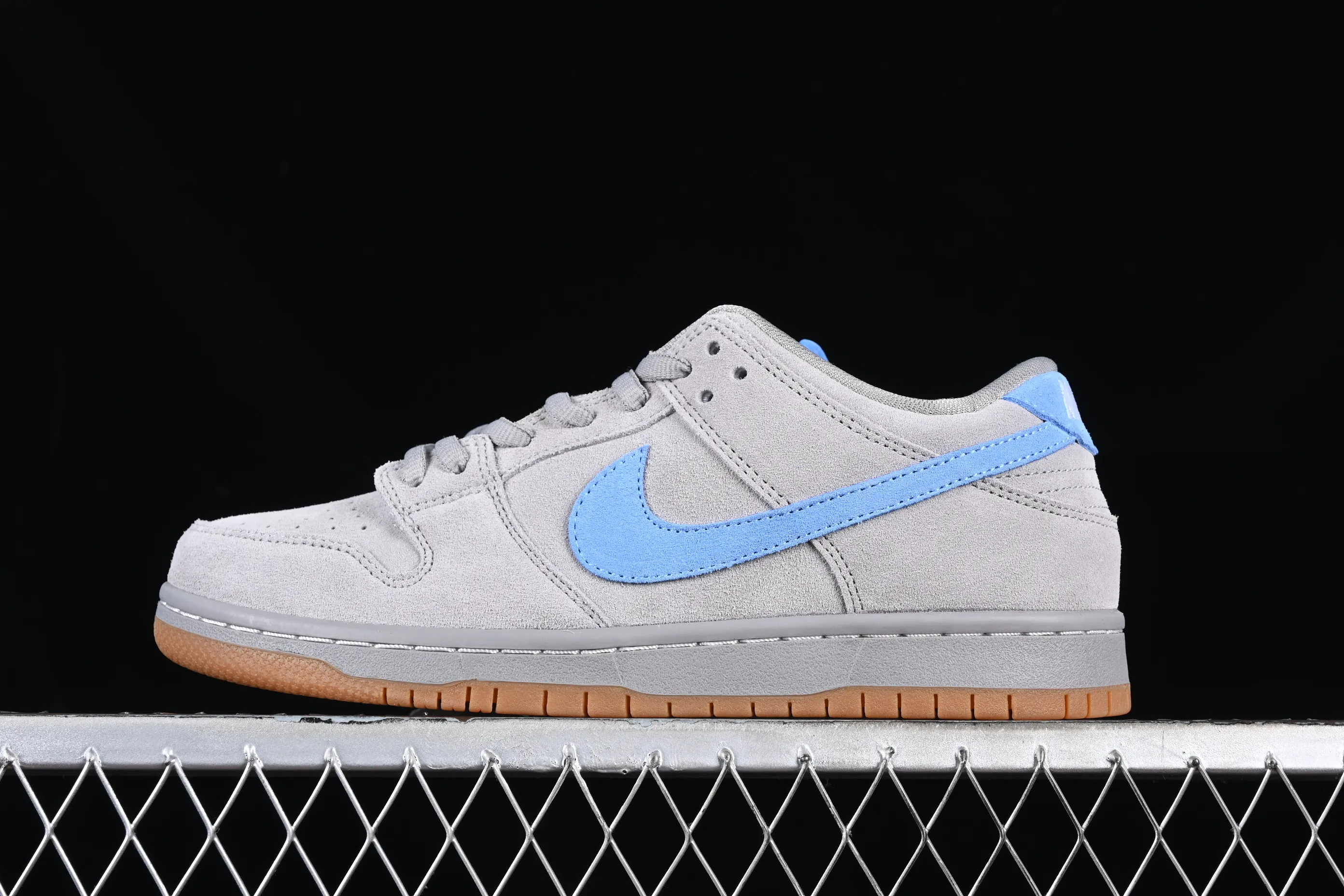 All categories Nk SB Dunk series Nk SB Dunk Low low-top sneakers Nk SB Dunk Low Pro gray blue SB smashed backboard fashion casual sneakers 304292-022